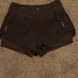 Soothfeel Dark grey running shorts with 2 pockets